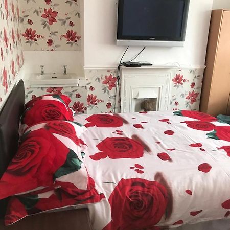 Bensons Guesthouse Southend-on-Sea Bagian luar foto