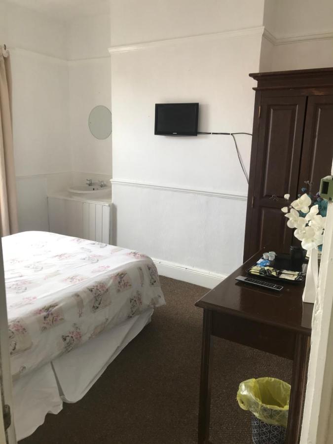 Bensons Guesthouse Southend-on-Sea Bagian luar foto